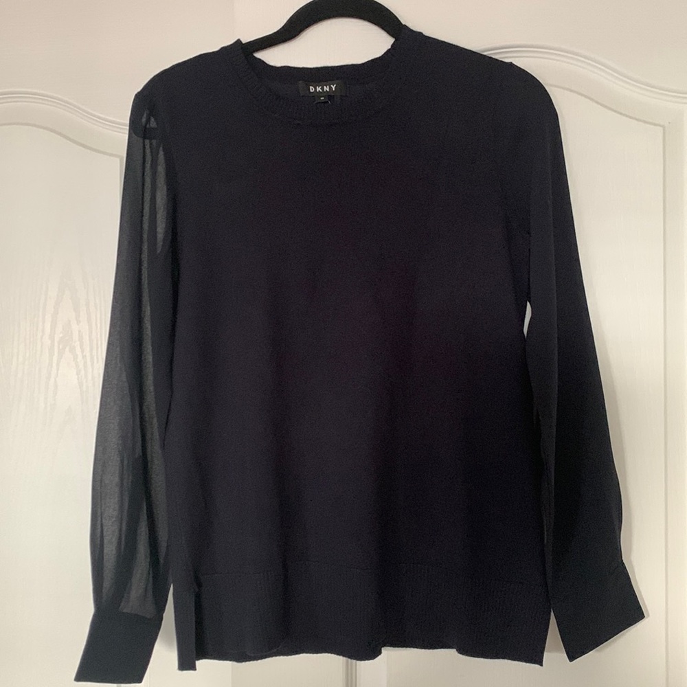 NEW DKNY Black Top with Sheer Sleeves Side Slits Size XS